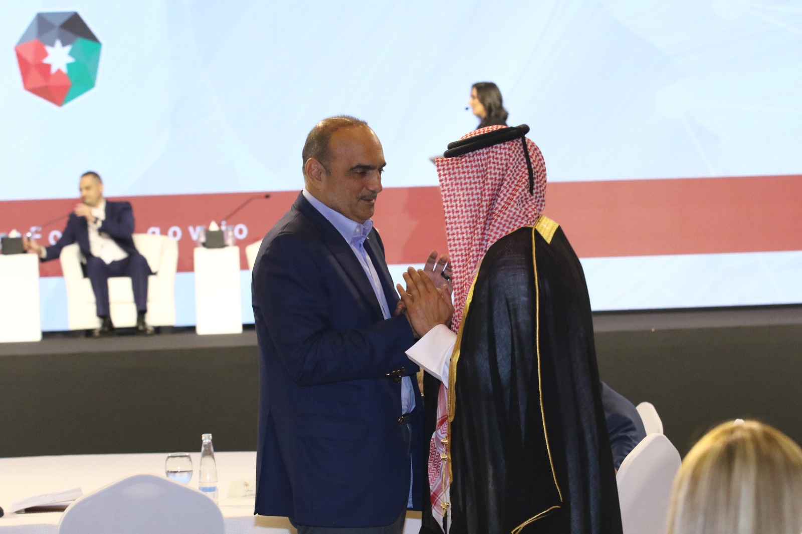 Madar Al-Saa Images 0.7321751686462814