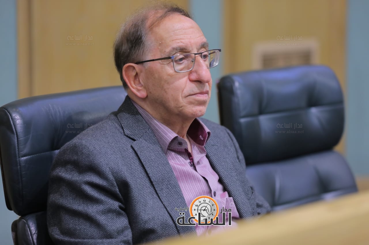 Madar Al-Saa Images 0.0979690735194998