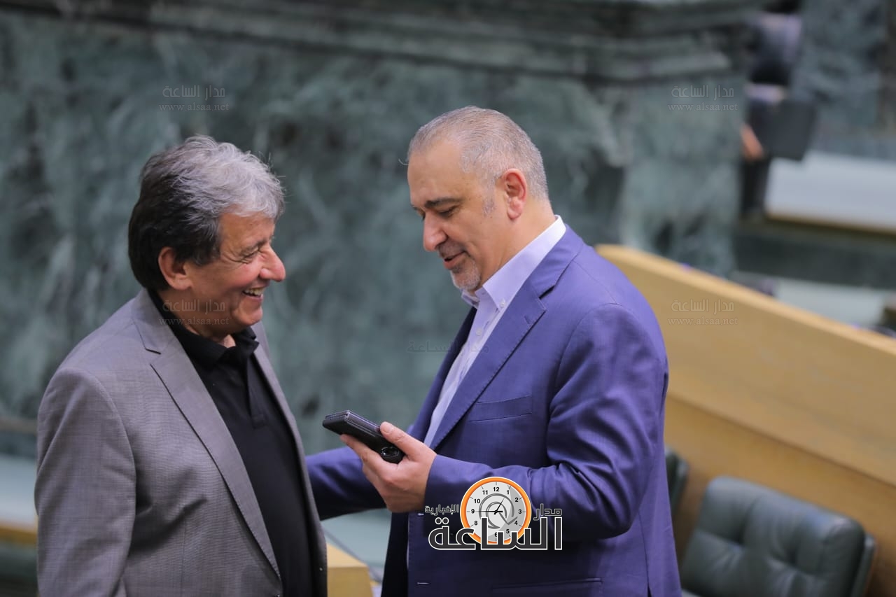 Madar Al-Saa Images 0.6488852757233698