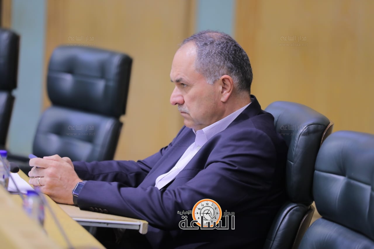 Madar Al-Saa Images 0.8469462149454041