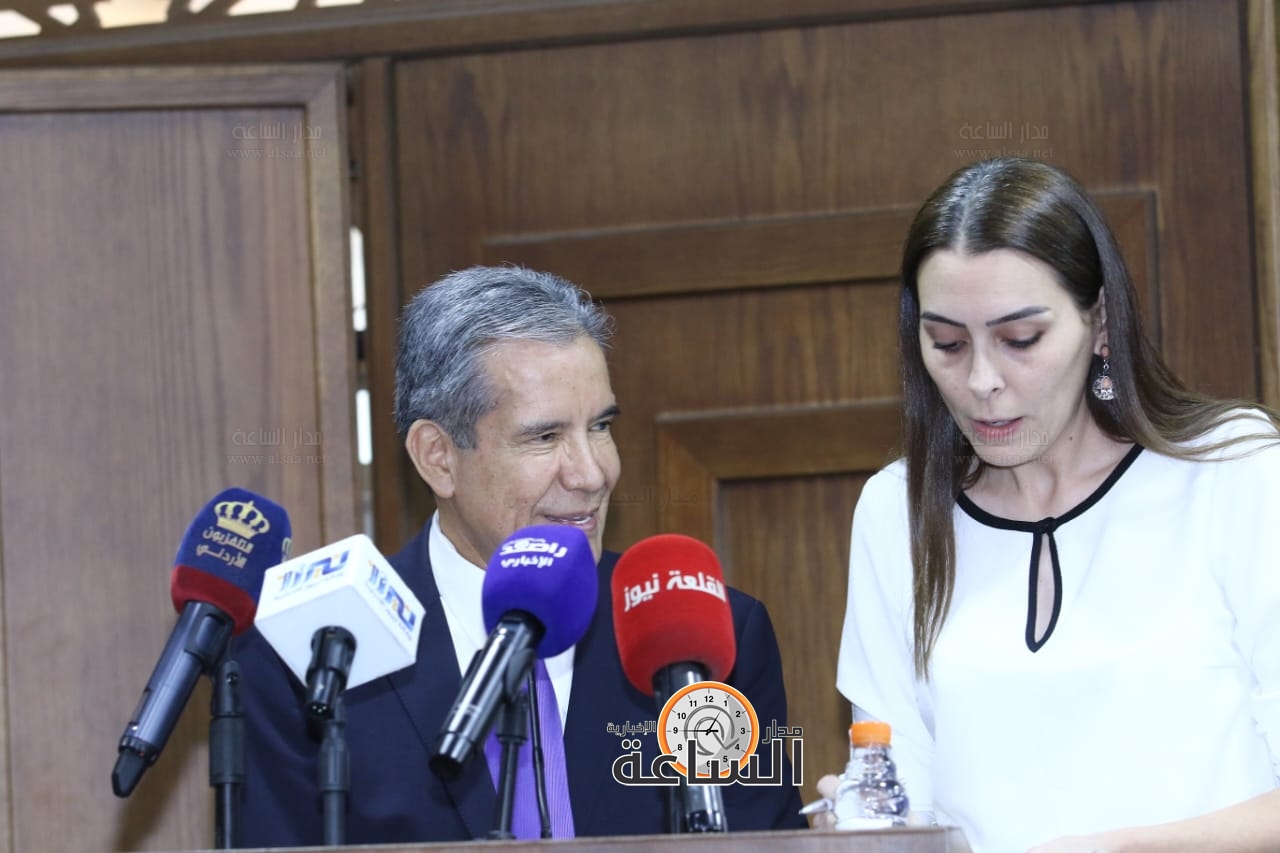 Madar Al-Saa Images 0.6292181351233617