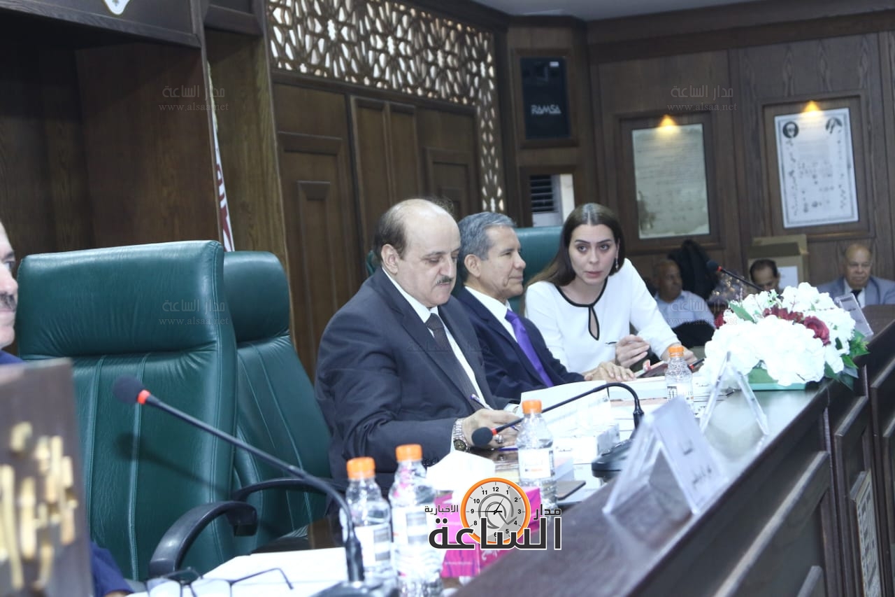 Madar Al-Saa Images 0.8013278286444663