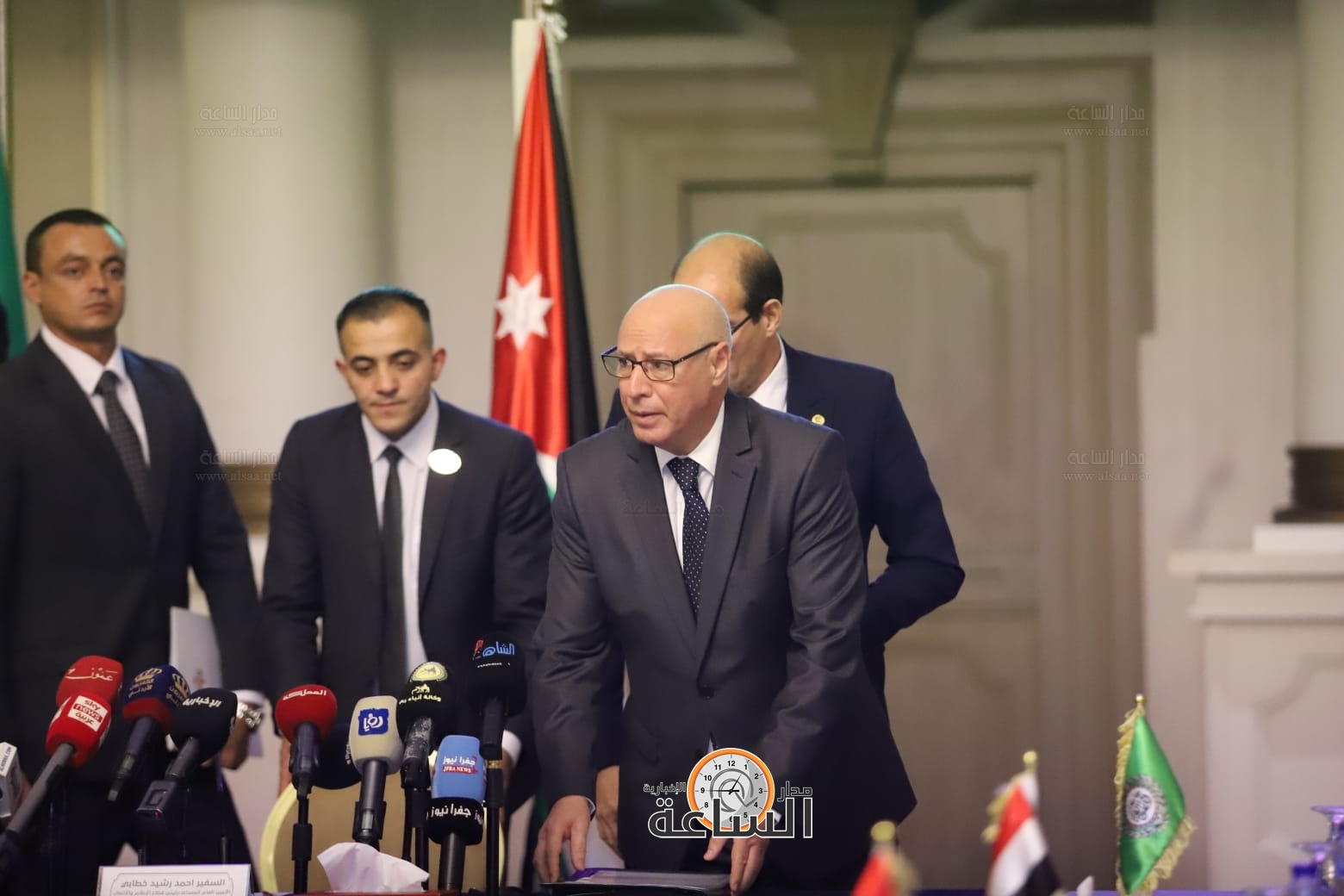 Madar Al-Saa Images 0.1208731058303687