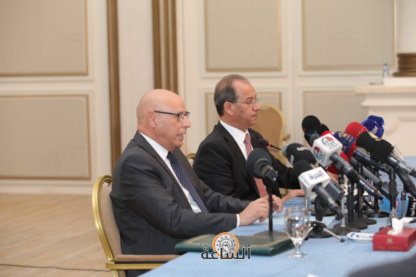 Madar Al-Saa Images 0.13276916398312322