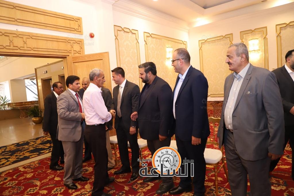 Madar Al-Saa Images 0.9000294889714888