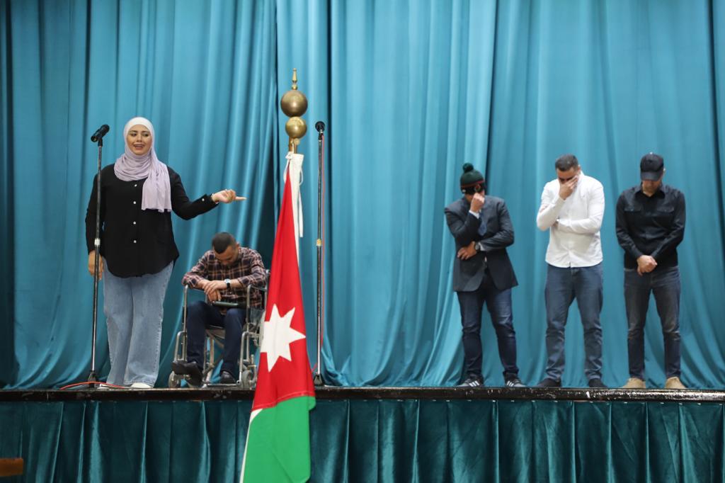 Madar Al-Saa Images 0.010237454703907245