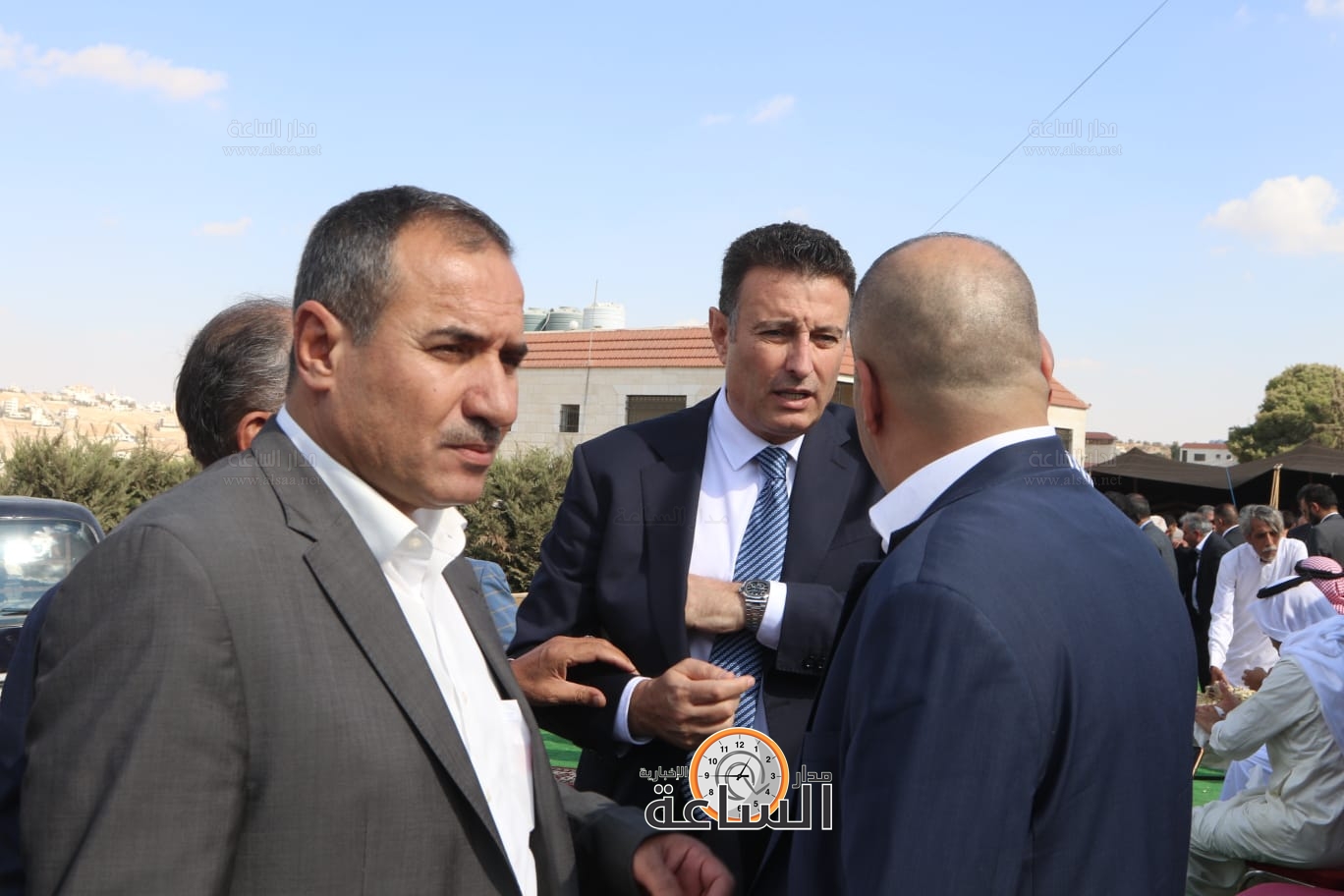 Madar Al-Saa Images 0.5537726491513002