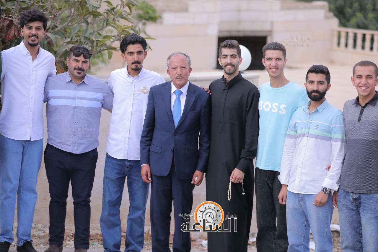 Madar Al-Saa Images 0.7243114374266697