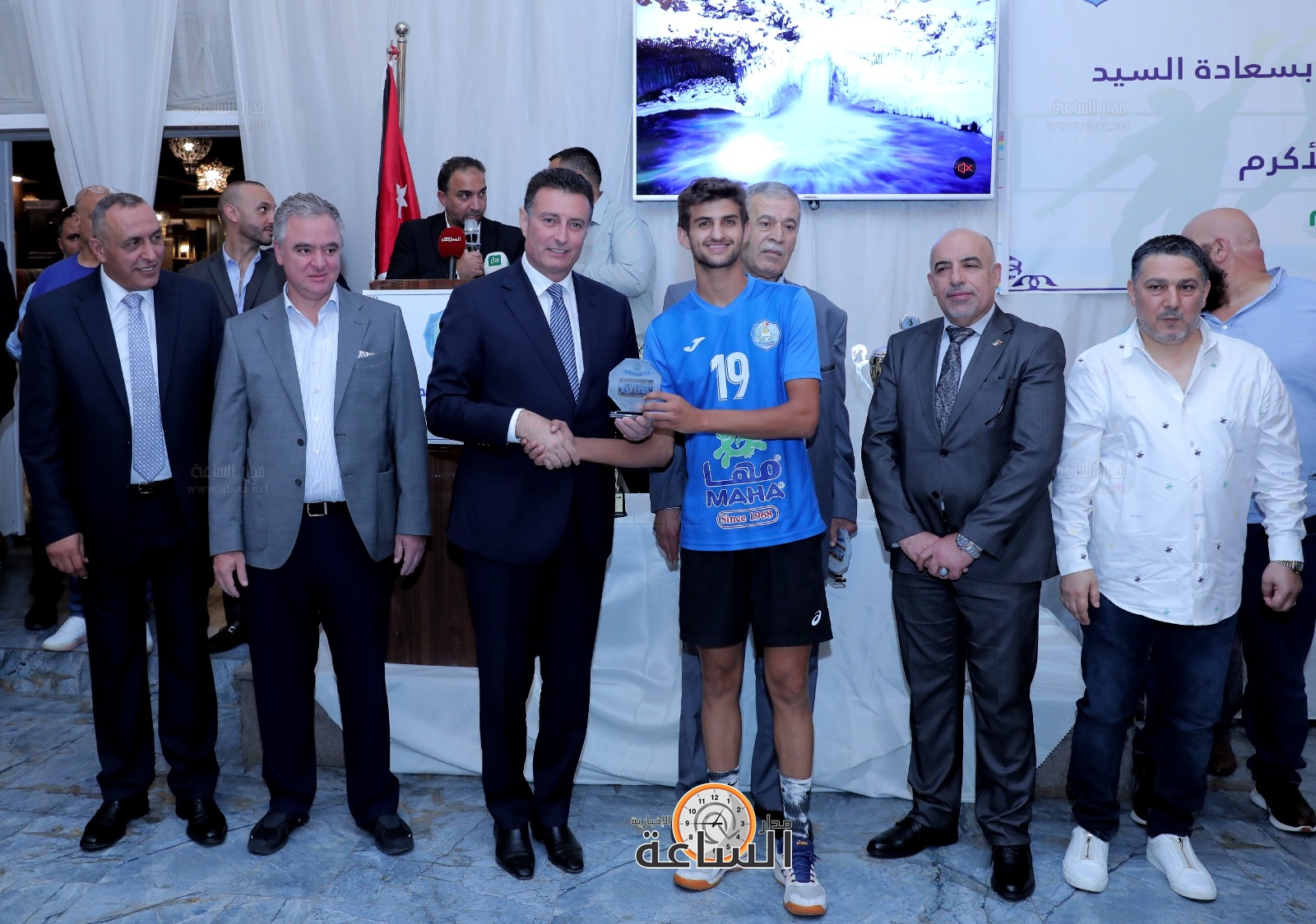 Madar Al-Saa Images 0.6006585786772565