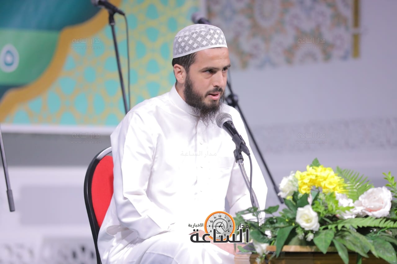 Madar Al-Saa Images 0.16105632853211715