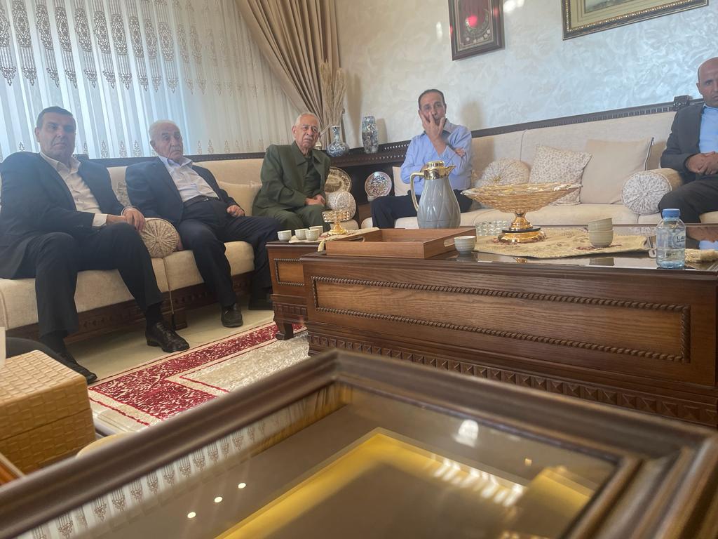 Madar Al-Saa Images 0.19149693288164682