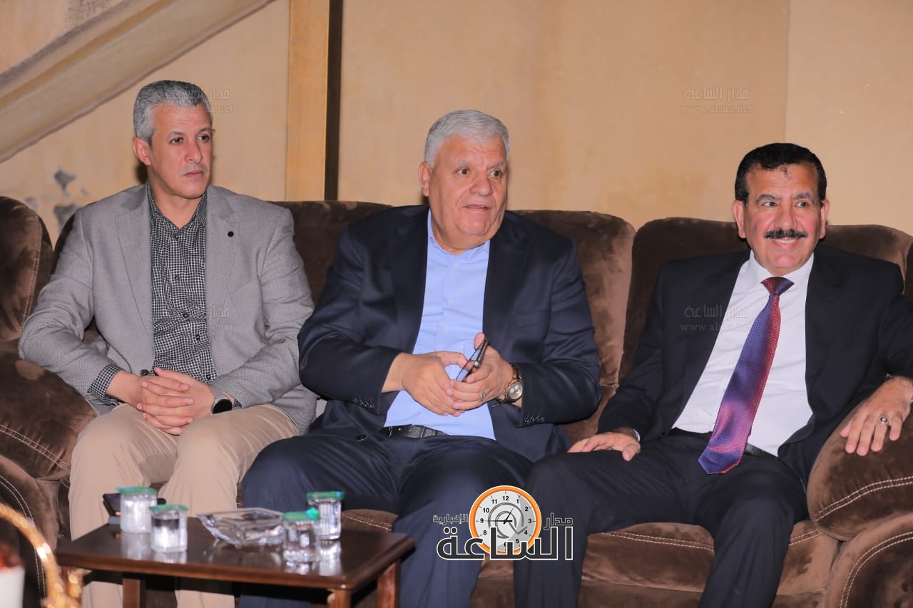 Madar Al-Saa Images 0.4927834020763122