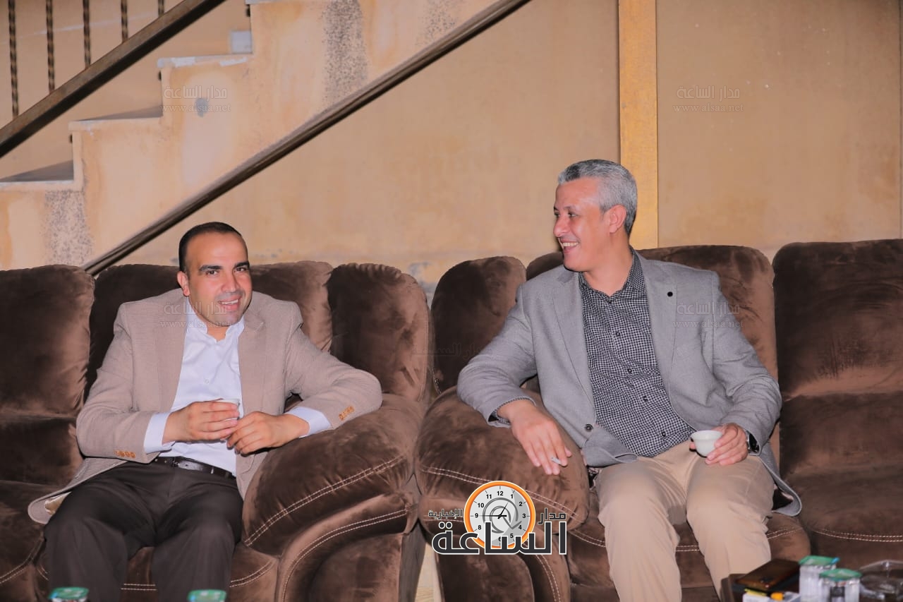 Madar Al-Saa Images 0.43070897672091246