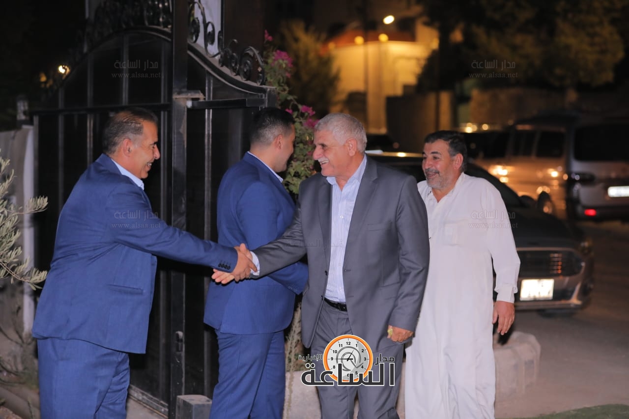 Madar Al-Saa Images 0.9686385359004825