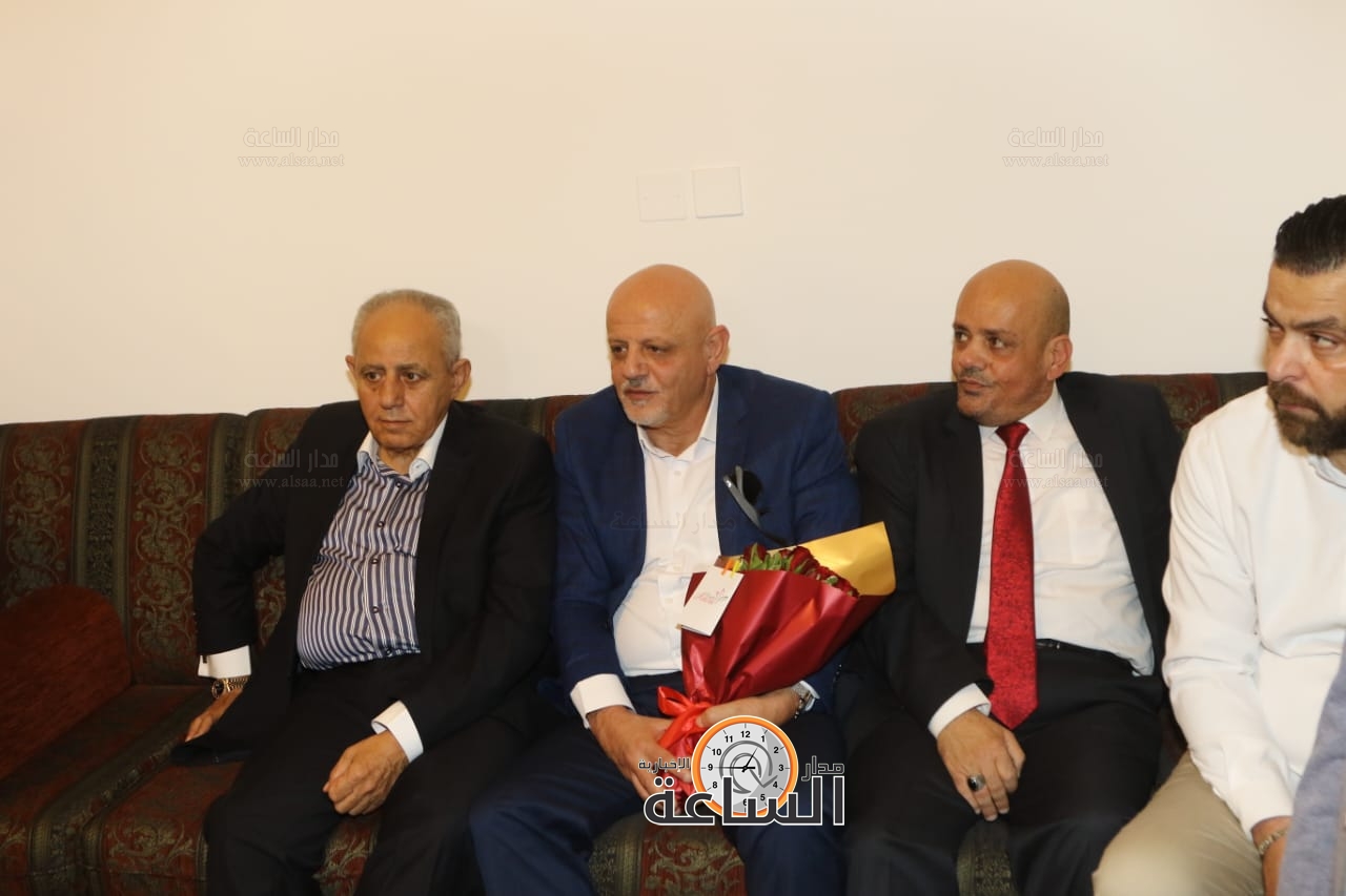 Madar Al-Saa Images 0.5870268536540126