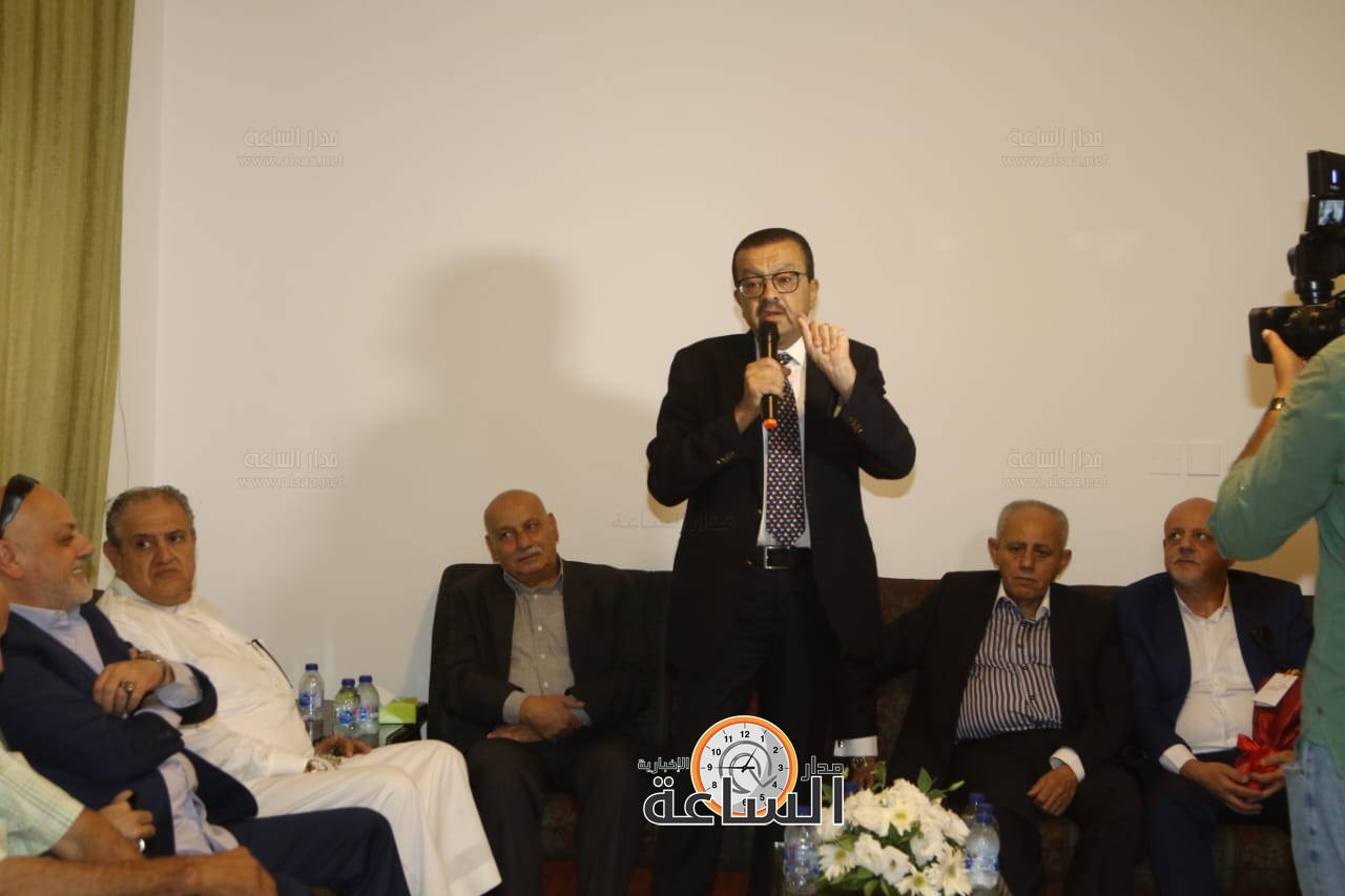 Madar Al-Saa Images 0.4582740828145644