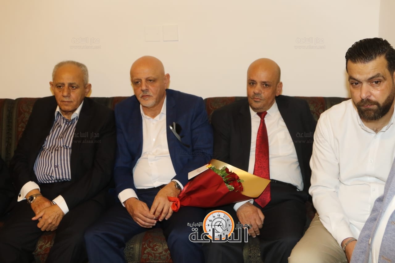 Madar Al-Saa Images 0.3980998942485374