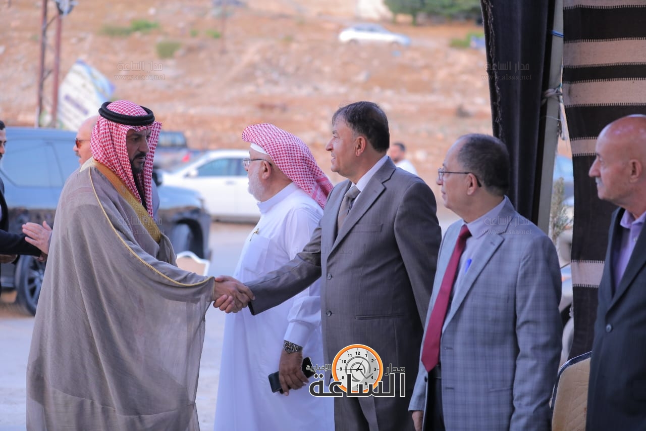 Madar Al-Saa Images 0.7148619972425859