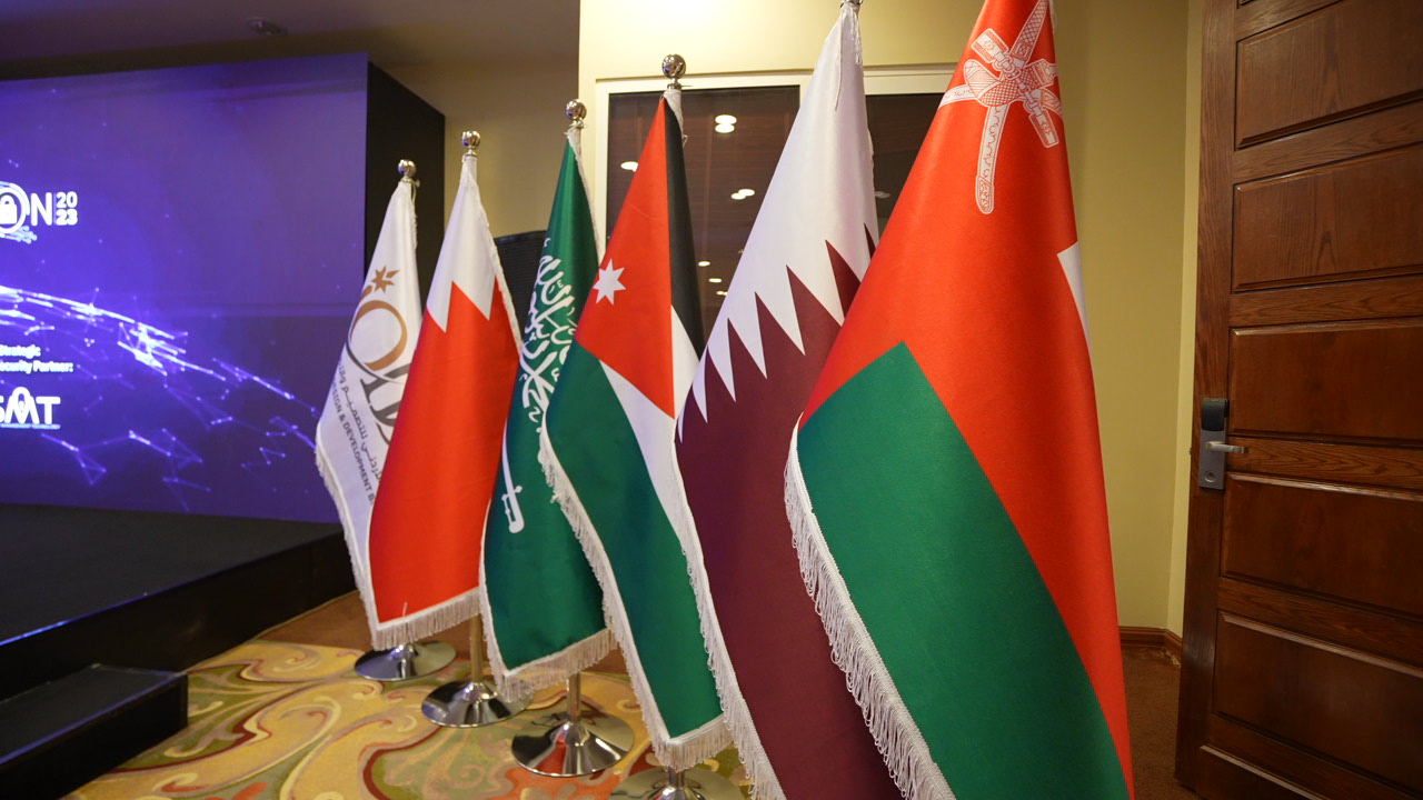 Madar Al-Saa Images 0.11013735081325793