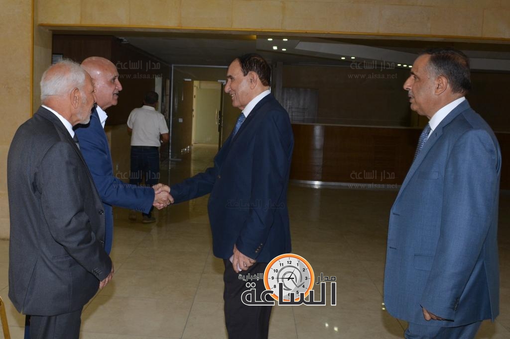 Madar Al-Saa Images 0.4875087956614297