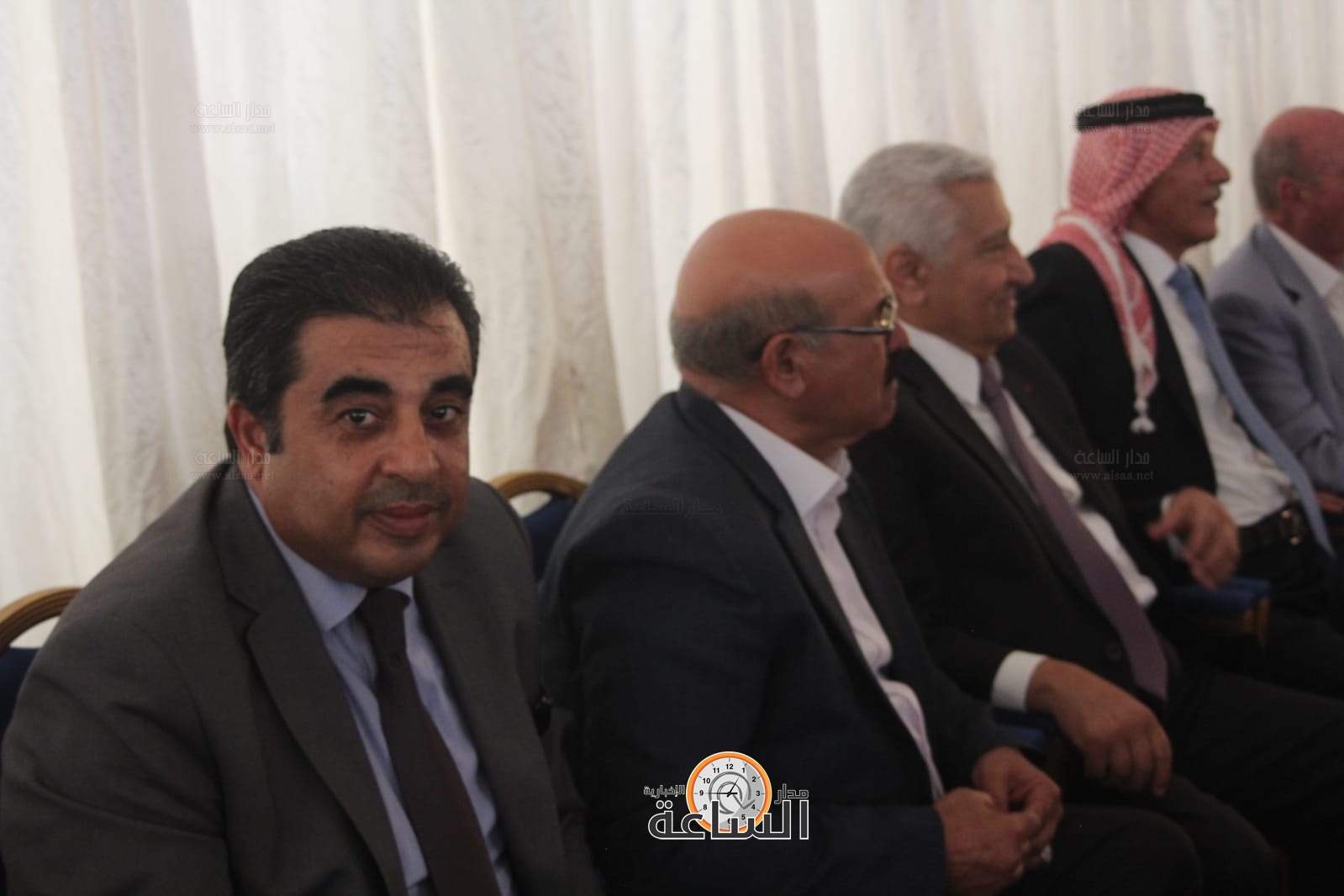 Madar Al-Saa Images 0.5813357060383244