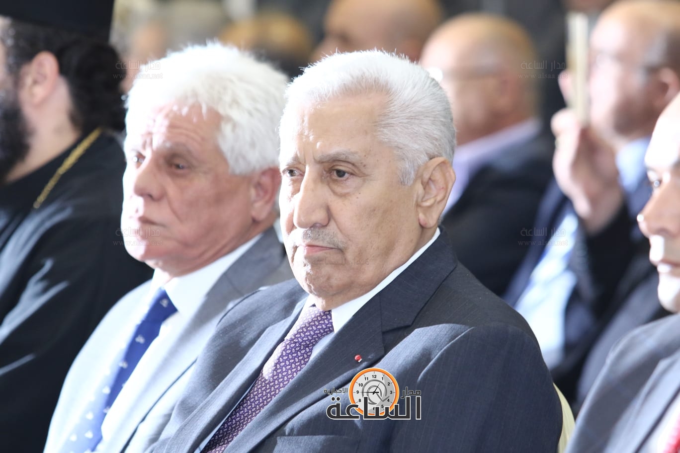 Madar Al-Saa Images 0.6113830141494372