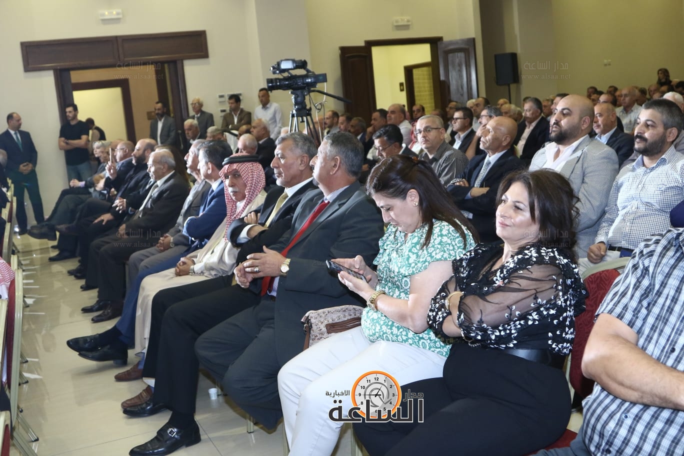 Madar Al-Saa Images 0.9935908305005632