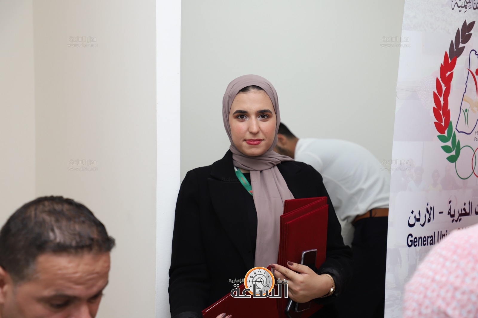 Madar Al-Saa Images 0.09659629868271224