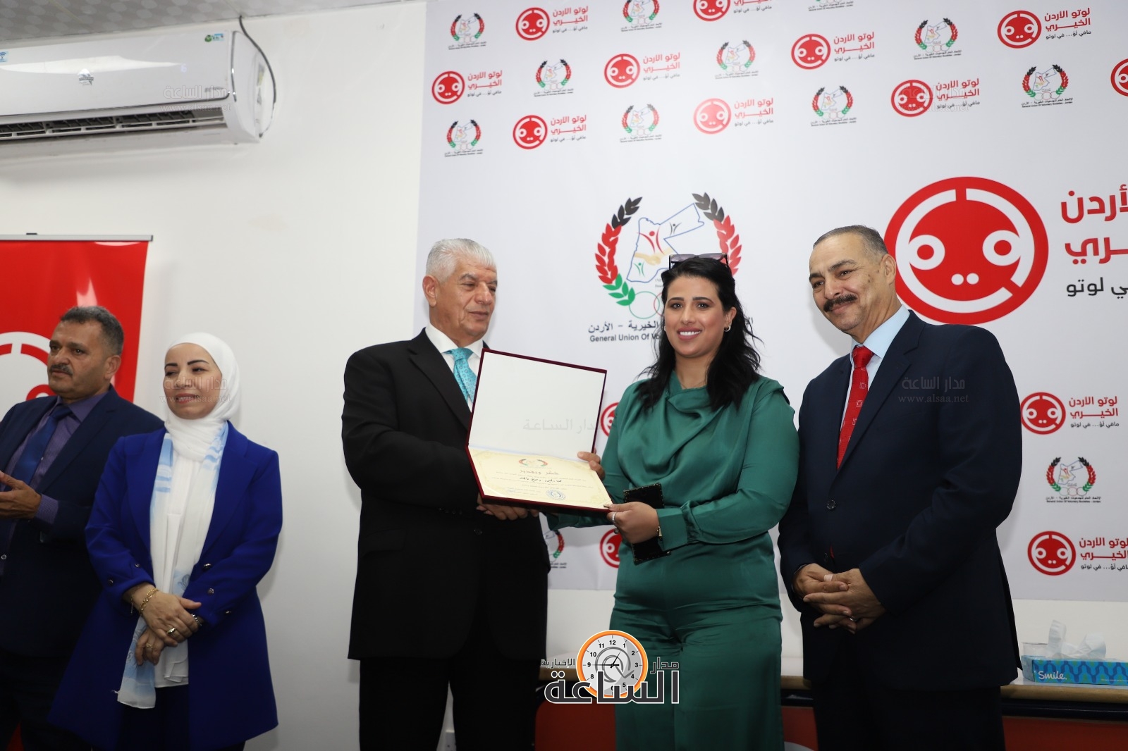 Madar Al-Saa Images 0.560404847967241