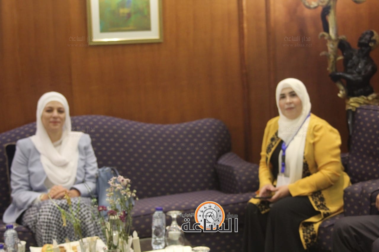 Madar Al-Saa Images 0.4051274388013242