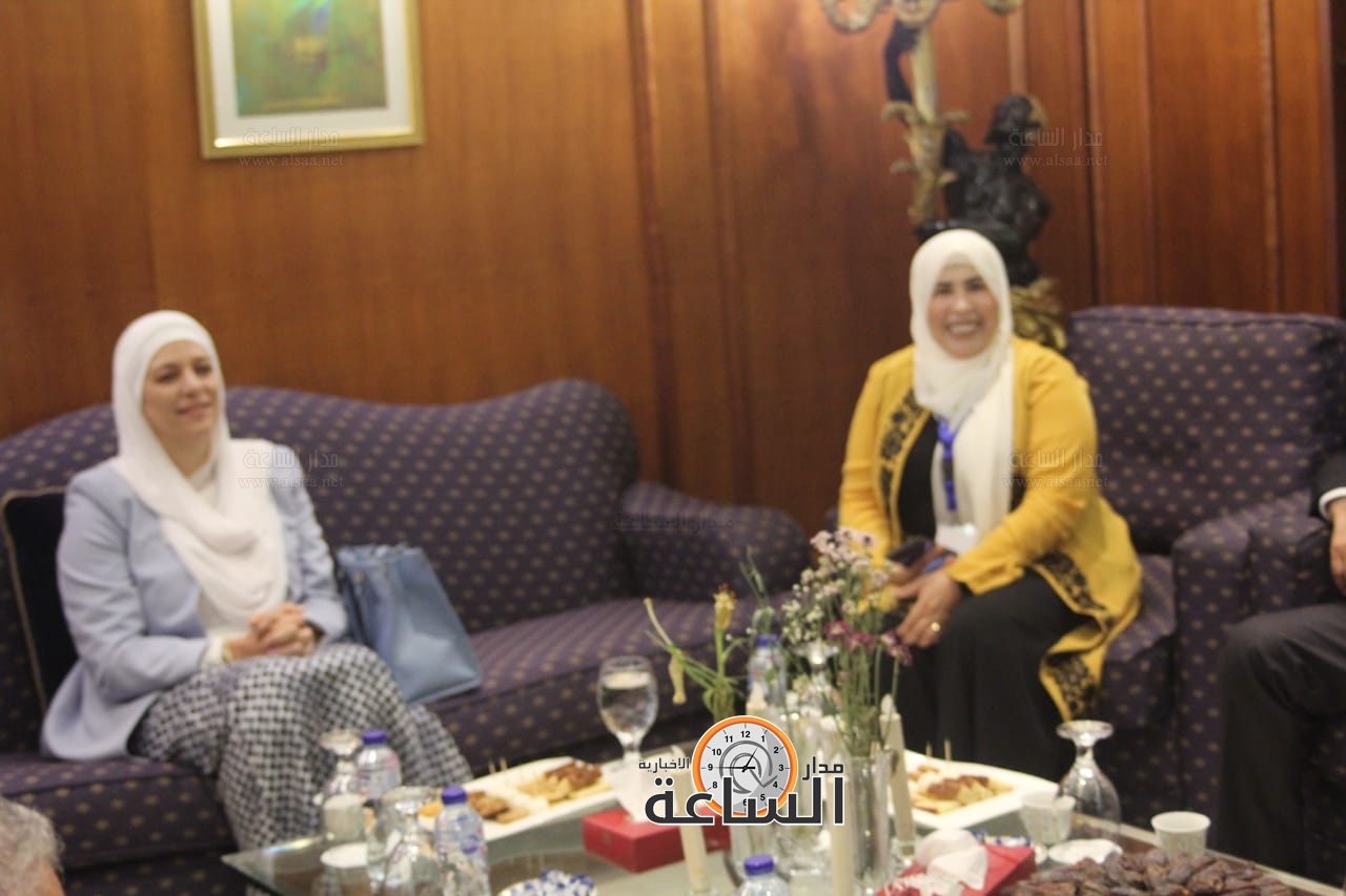 Madar Al-Saa Images 0.9263365644281016