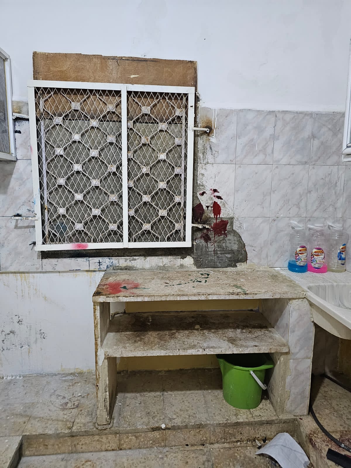 Madar Al-Saa Images 0.010066272148218758