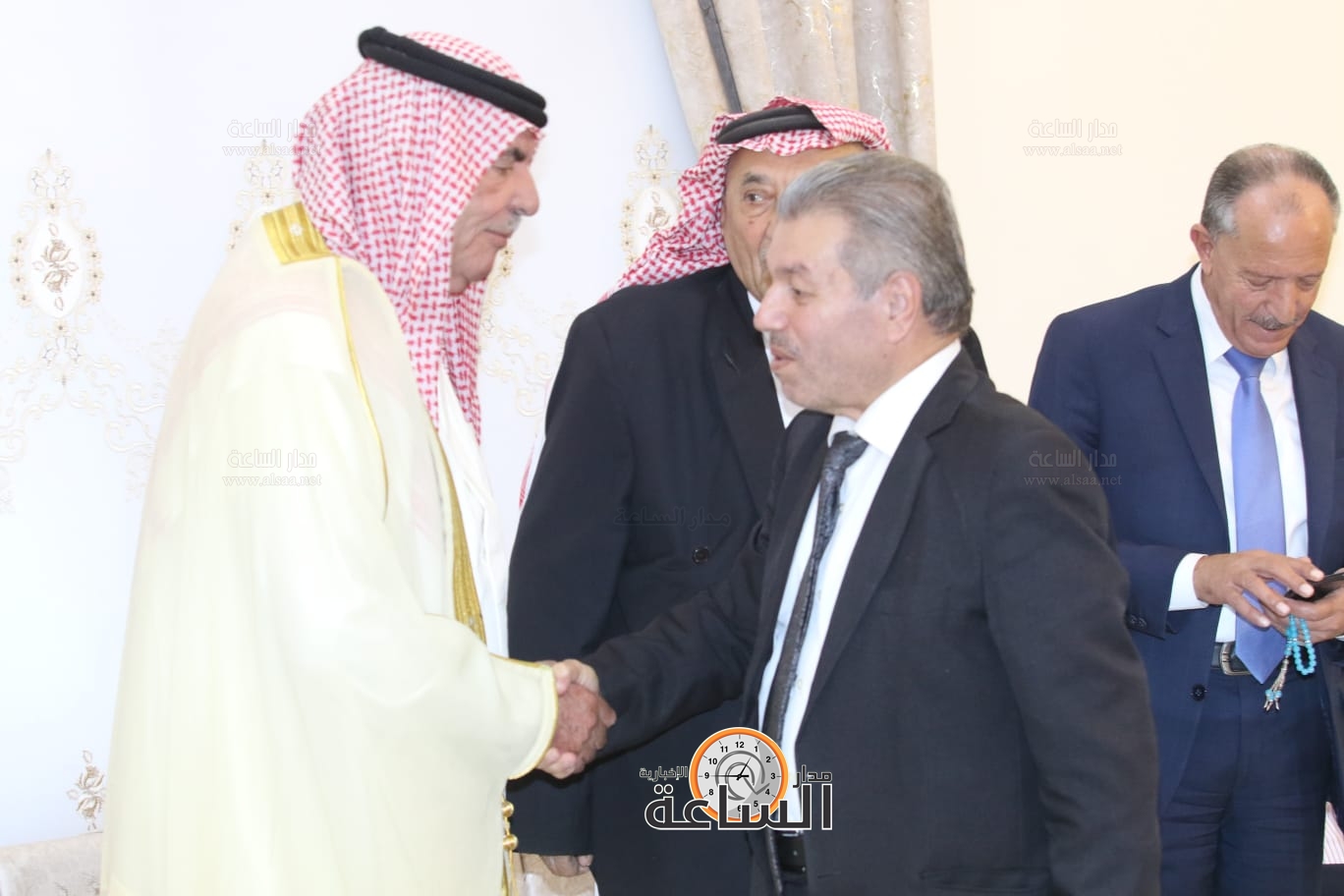 Madar Al-Saa Images 0.21060299399145288