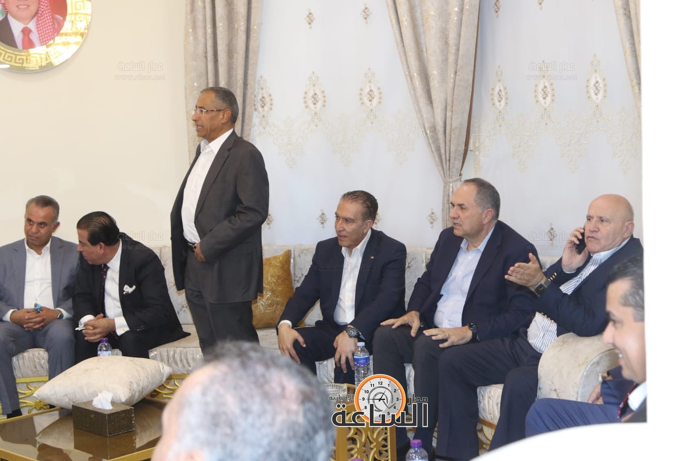 Madar Al-Saa Images 0.31801686075666935