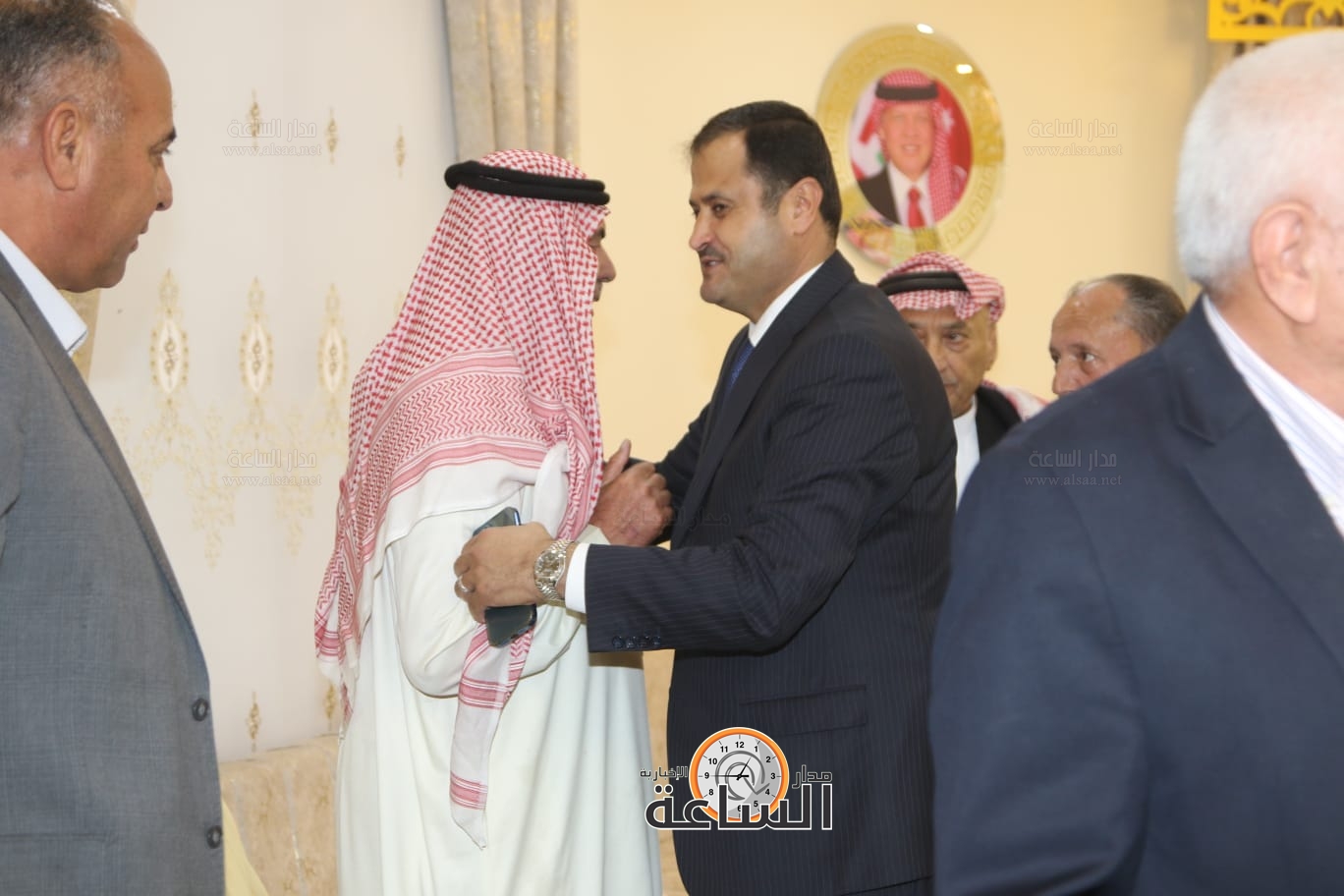 Madar Al-Saa Images 0.45394044070148176