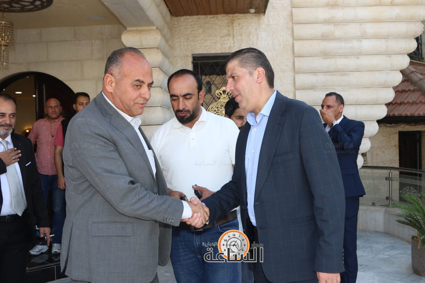 Madar Al-Saa Images 0.7998316640384626