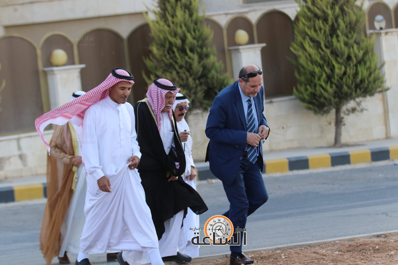 Madar Al-Saa Images 0.8839618784924417