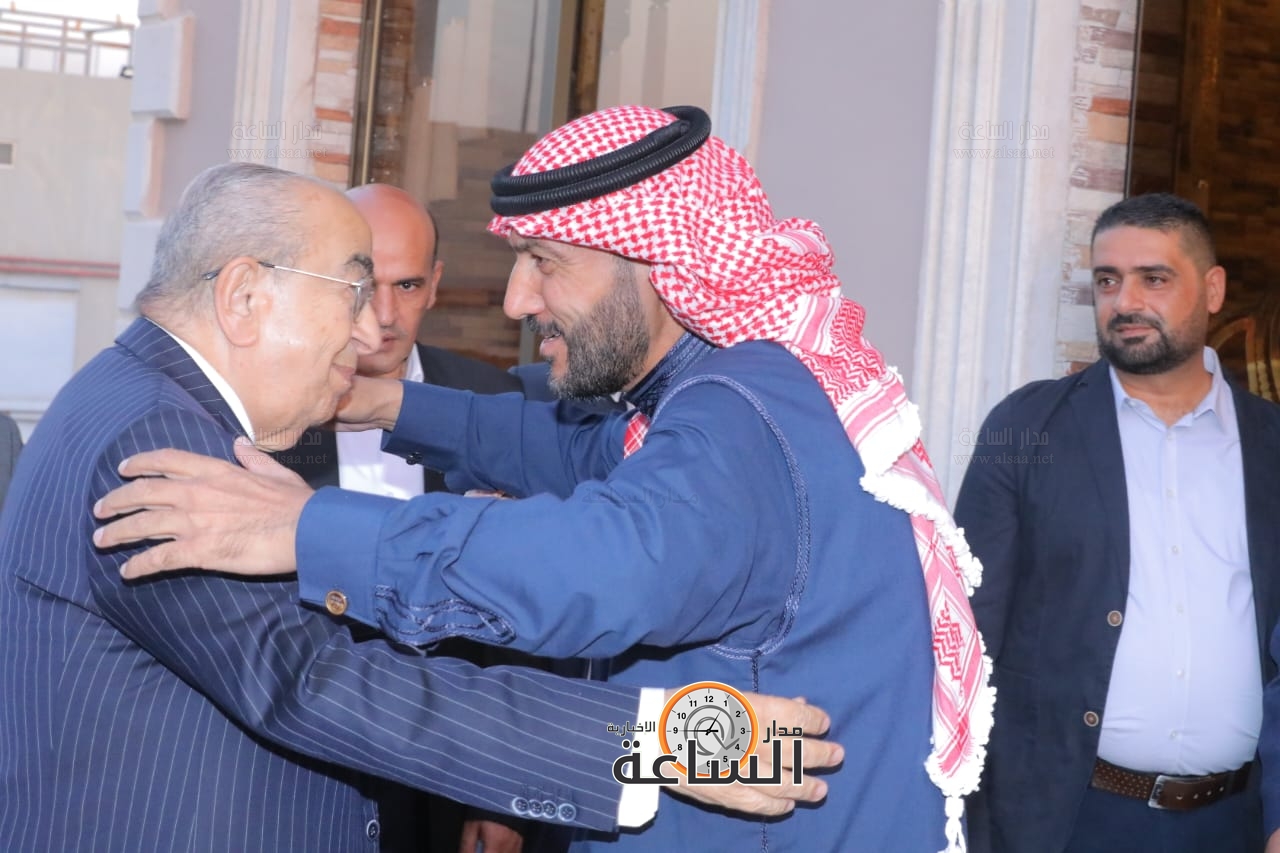 Madar Al-Saa Images 0.7063078604540007