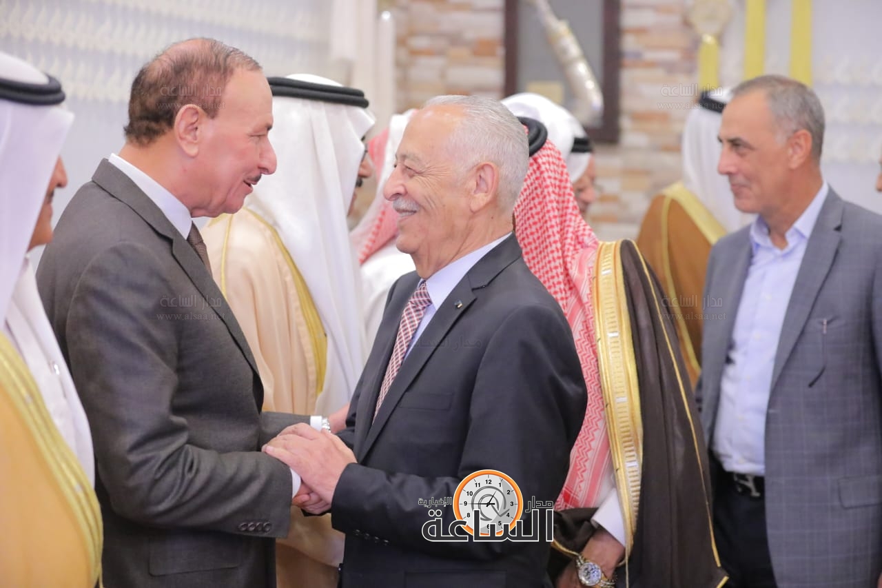 Madar Al-Saa Images 0.7122141548118828