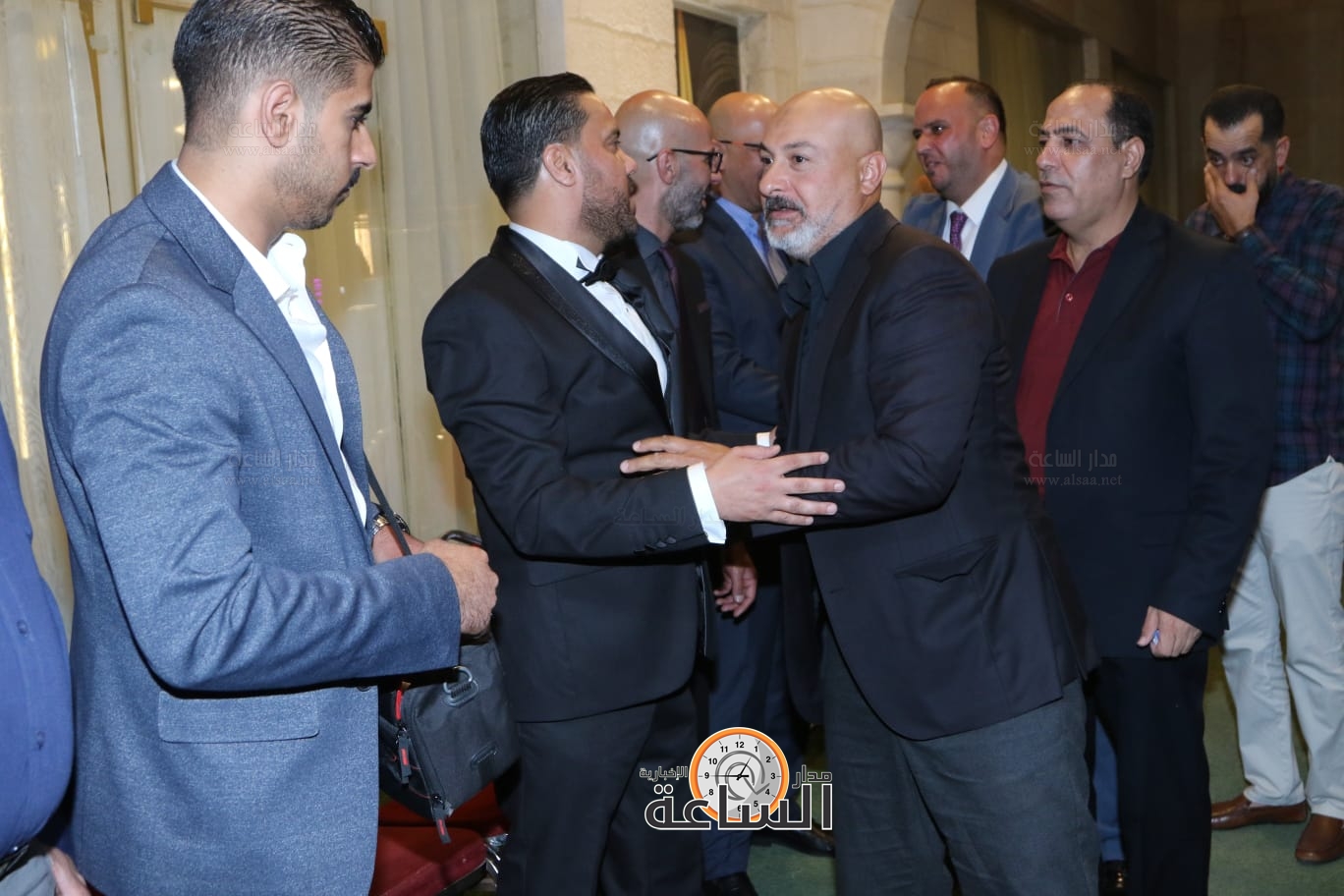 Madar Al-Saa Images 0.9591221023655607