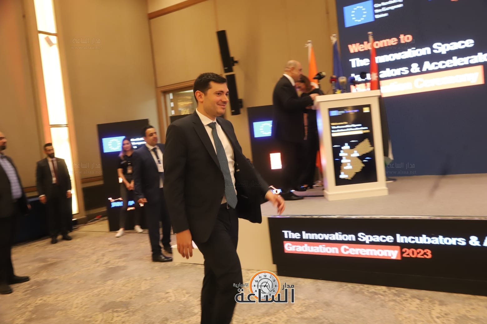 Madar Al-Saa Images 0.2870145479910453