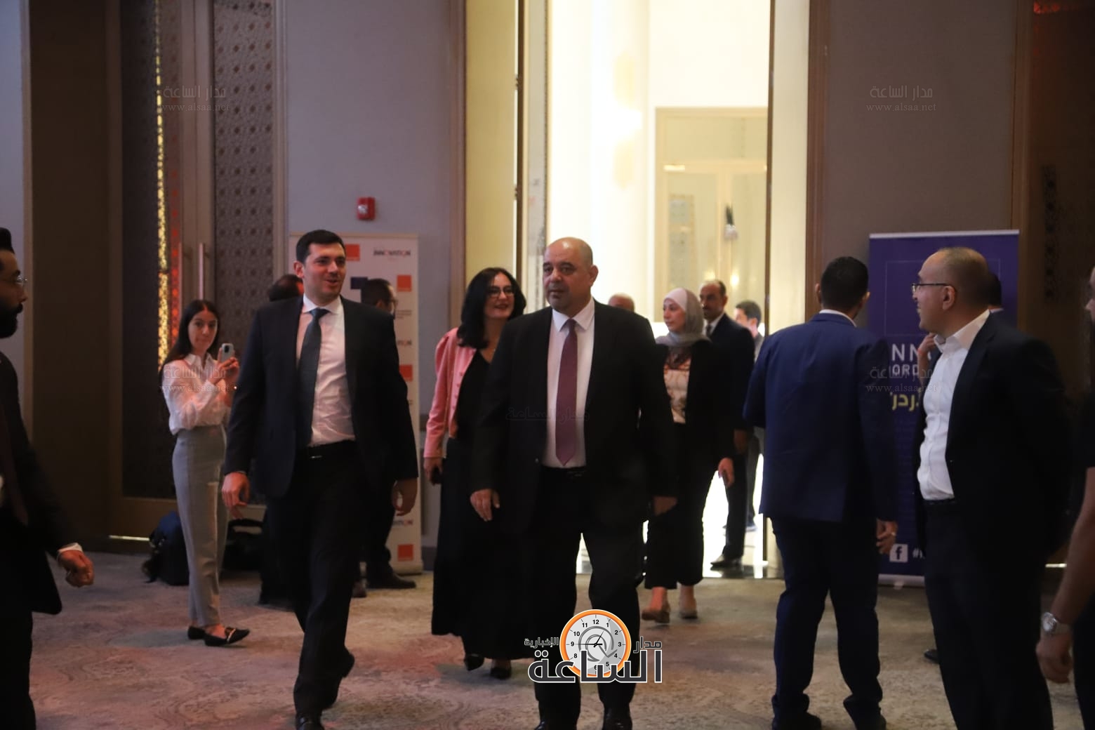 Madar Al-Saa Images 0.6805404424391344