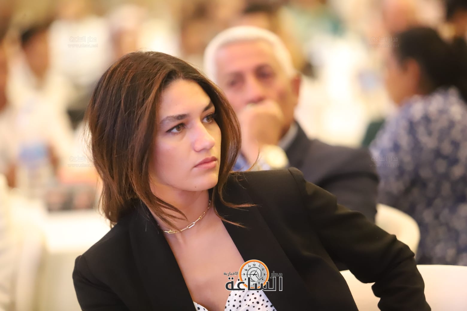 Madar Al-Saa Images 0.447793597717306