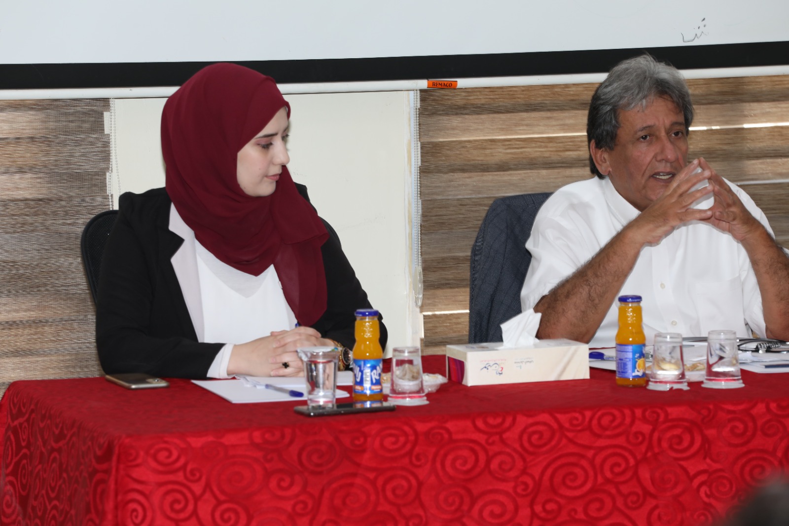 Madar Al-Saa Images 0.08108558853346981