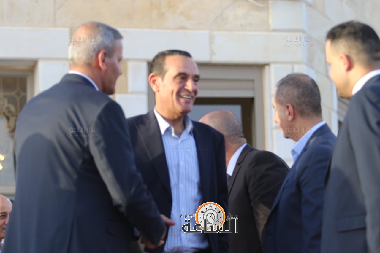 Madar Al-Saa Images 0.9444235612222394