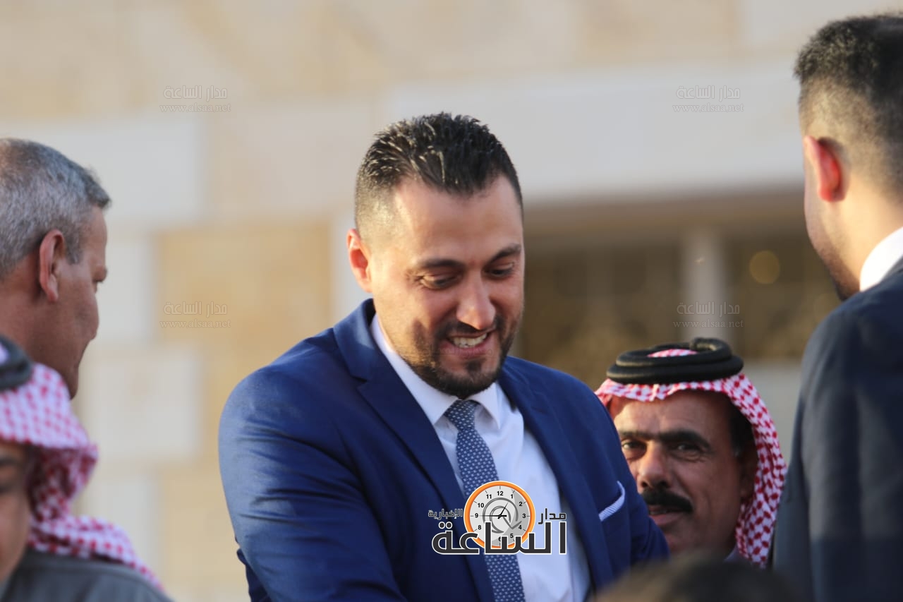 Madar Al-Saa Images 0.5109516637975429