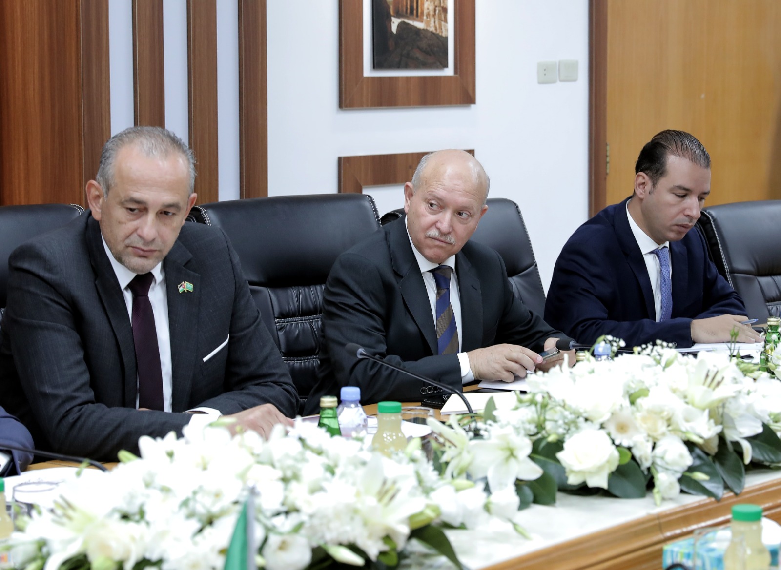 Madar Al-Saa Images 0.16035382115727437