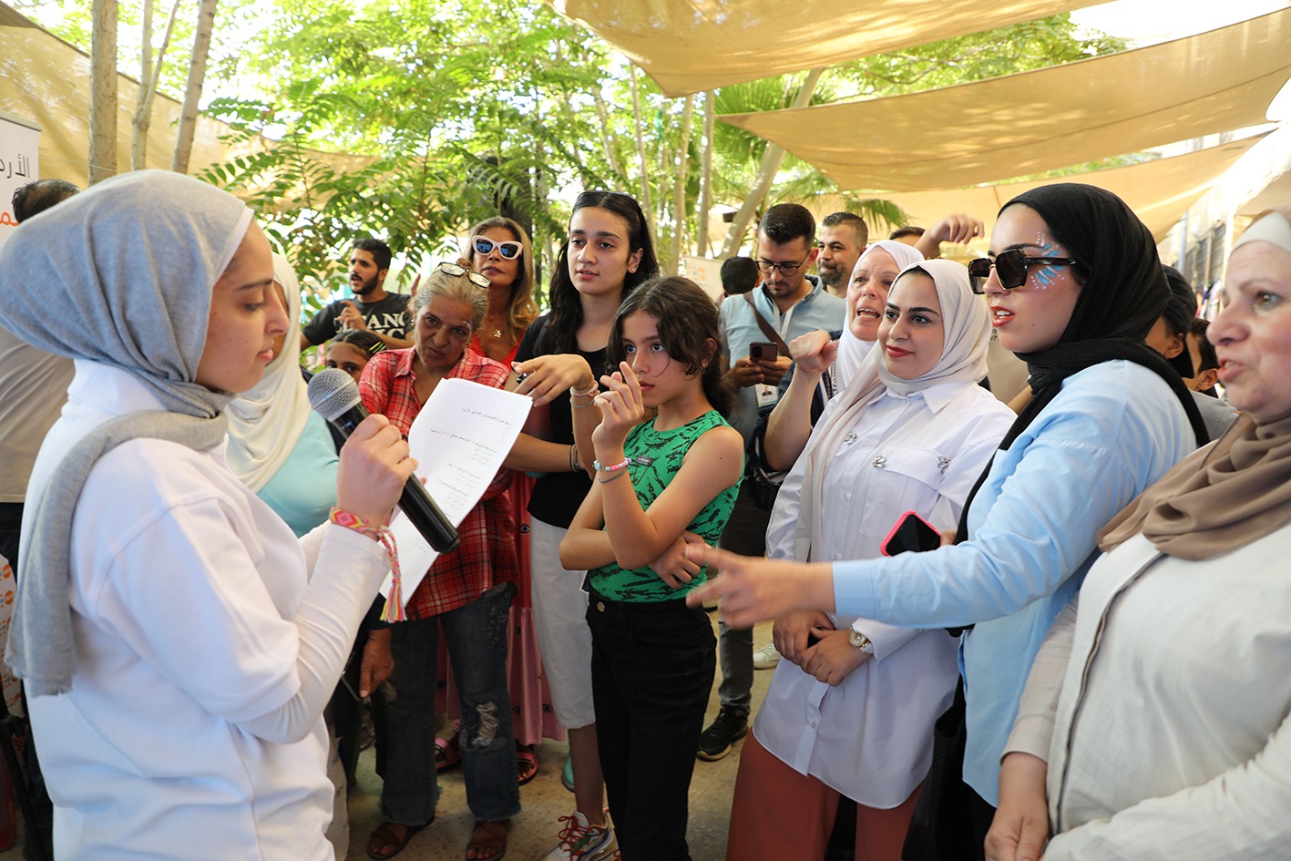 Madar Al-Saa Images 0.6724583566984521