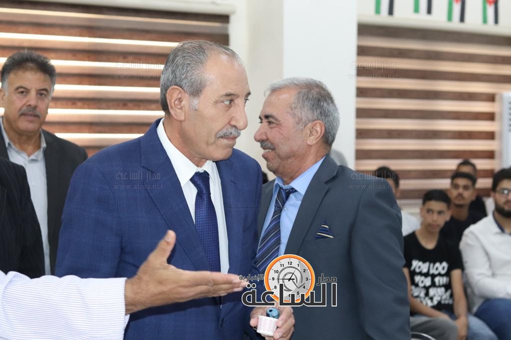 Madar Al-Saa Images 0.4092395274757856