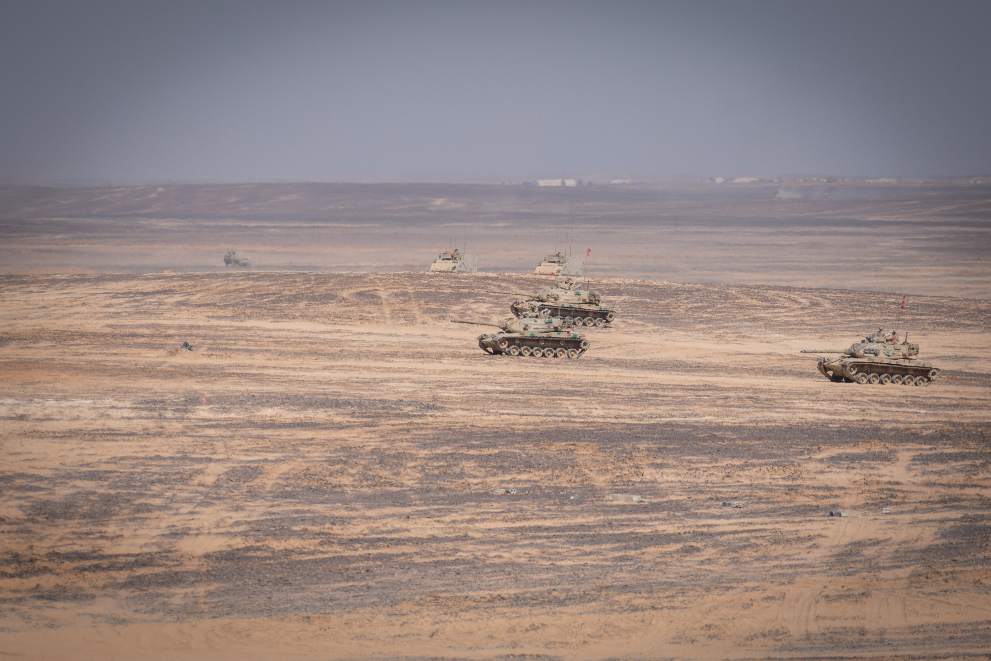 Madar Al-Saa Images 0.24269748809866942